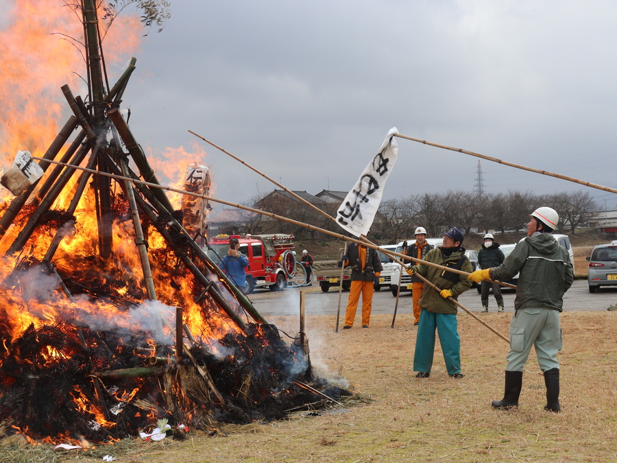 書初め天まで届け