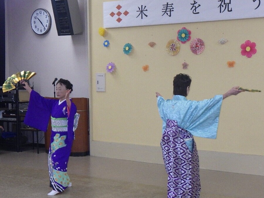 吉崎社中