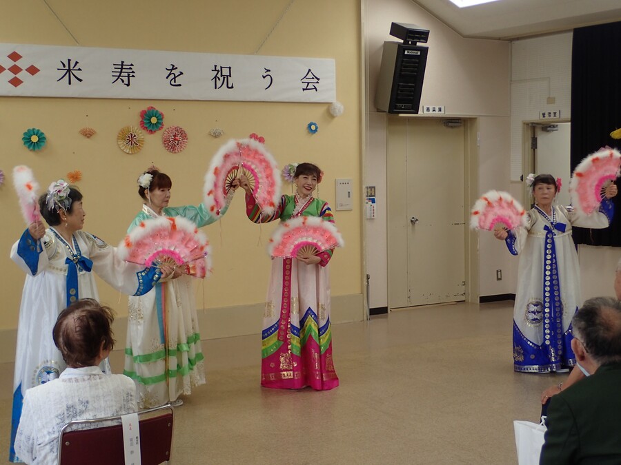 吉崎社中